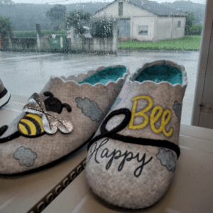 ZAPATILLA DE CASA DESCALZA ABEJAS BEE HAPPY